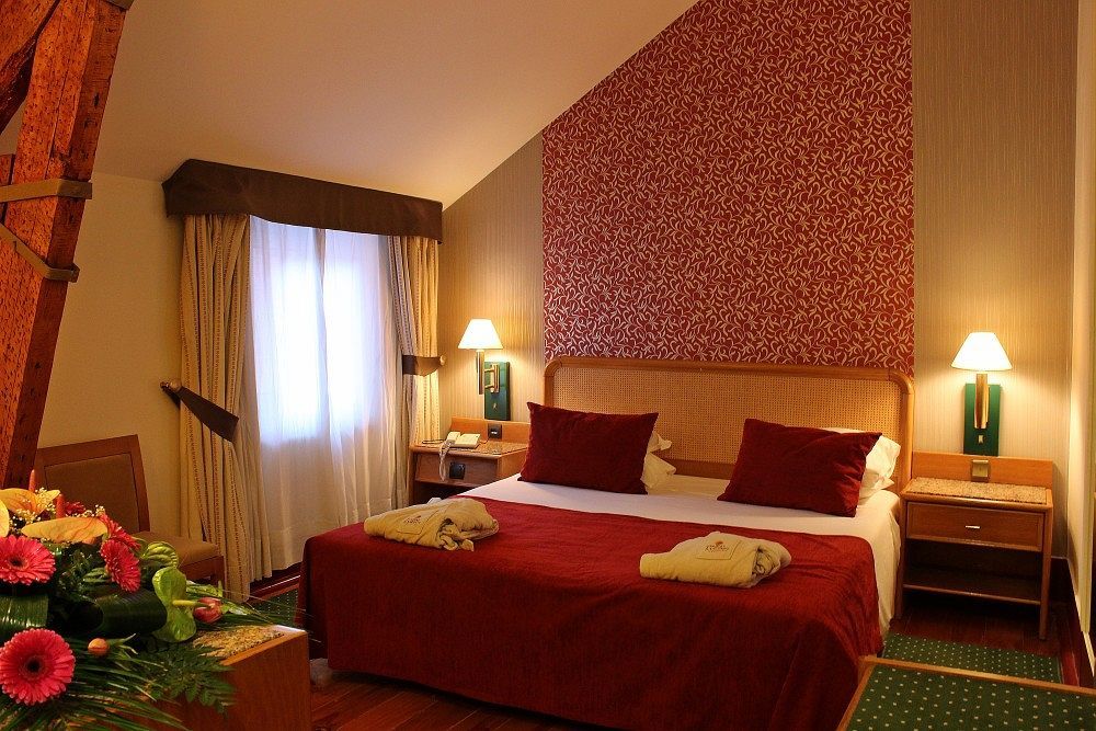 Palace Hotel & Spa - Termas De Sao Vicente Penafiel Ngoại thất bức ảnh